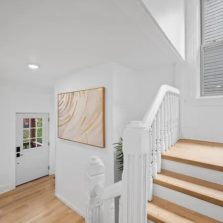 Shadyside, Central !4 Stylish And Central Studio With Free Parking Pittsburgh Exterior photo